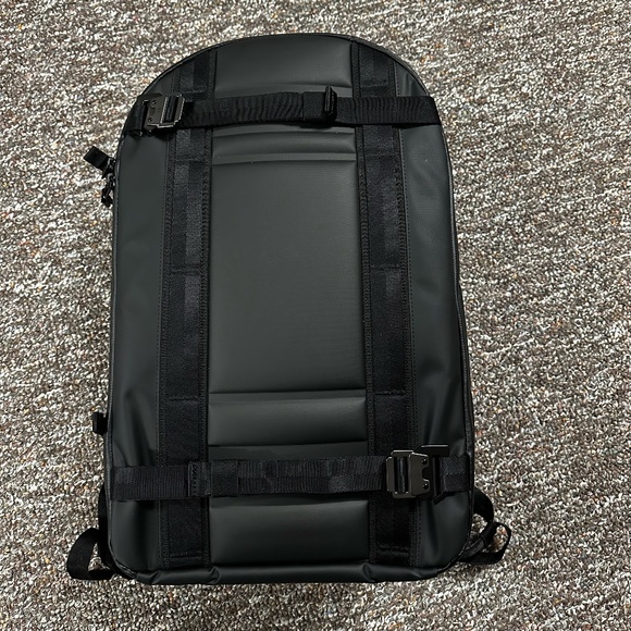 DB Journey The Ramverk 26L Pro Backpack - Picture 1 of 8